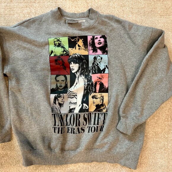 Authentic Taylor Swift The Eras Tour II Gray Crewneck Sweatshirt Small - Picture 2 of 4